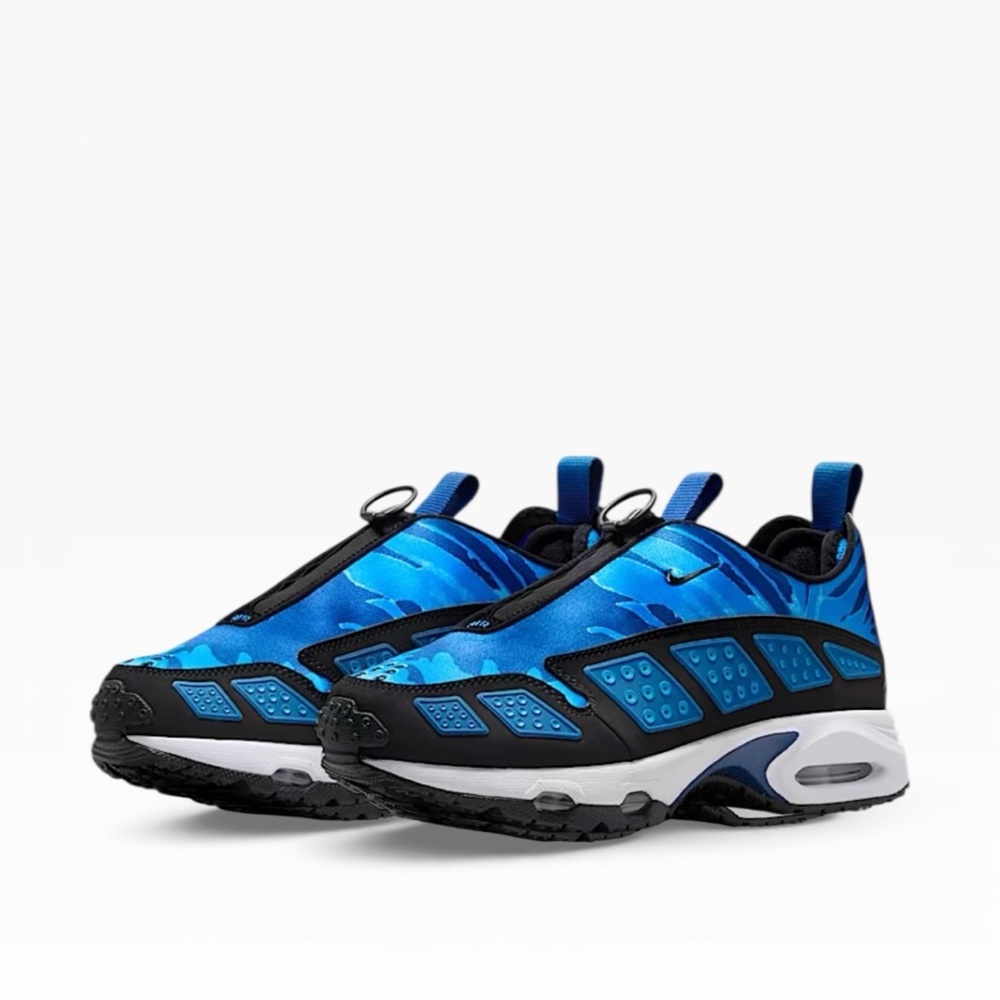 Nike Air Max SNDR for women’s Camo blue size 11.5
